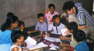 wpe12.jpg (28123 bytes)